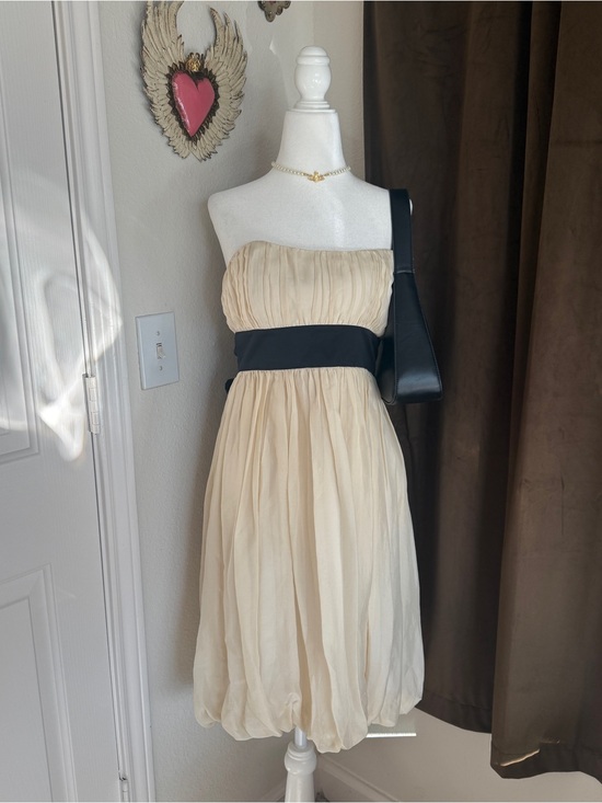 Forever 21 Dresses & Skirts - Coquette Strapless Prom Dress